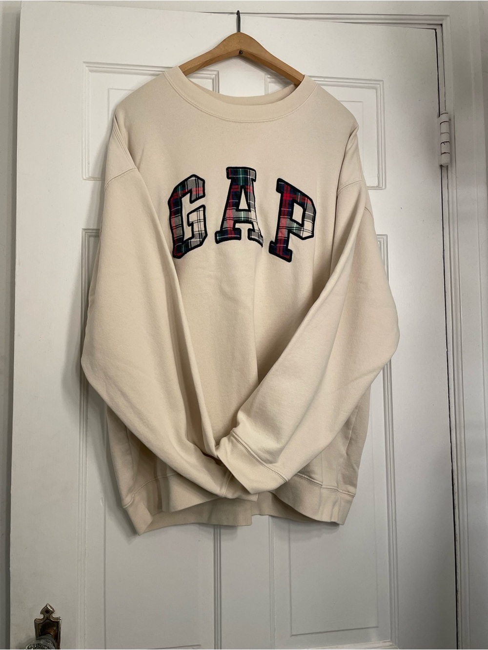 GAP Cream Fleece-Lined Crewneck Sweatshirt with Plaid Logo